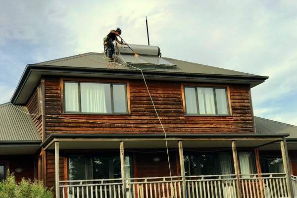 Solar Panel Cleaning 